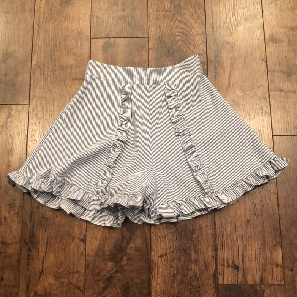 Seersucker high waisted shorts